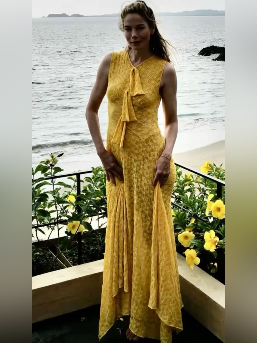 Doen ‘Angeline’ Yellow sheer lace dress size M